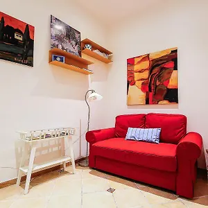 Apartment Fausto's House, Syracuse